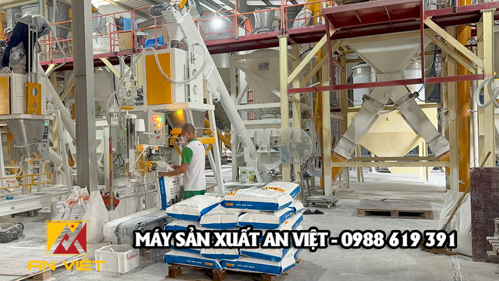 Cân Đóng Bao Bột Bả 7 Tấn/Giờ Bao 40kg Lắp Đặt Tại Hà Nam